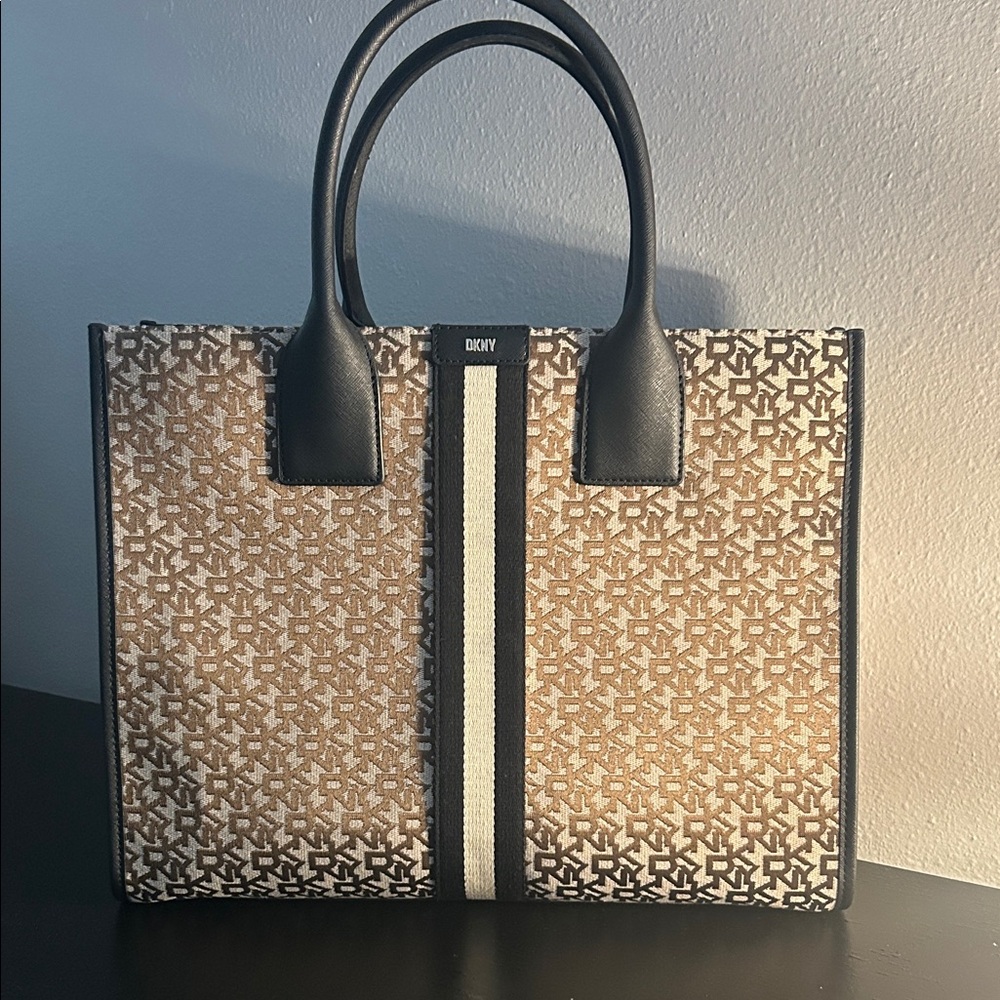 DKNY Tan and Black Patterned Tote